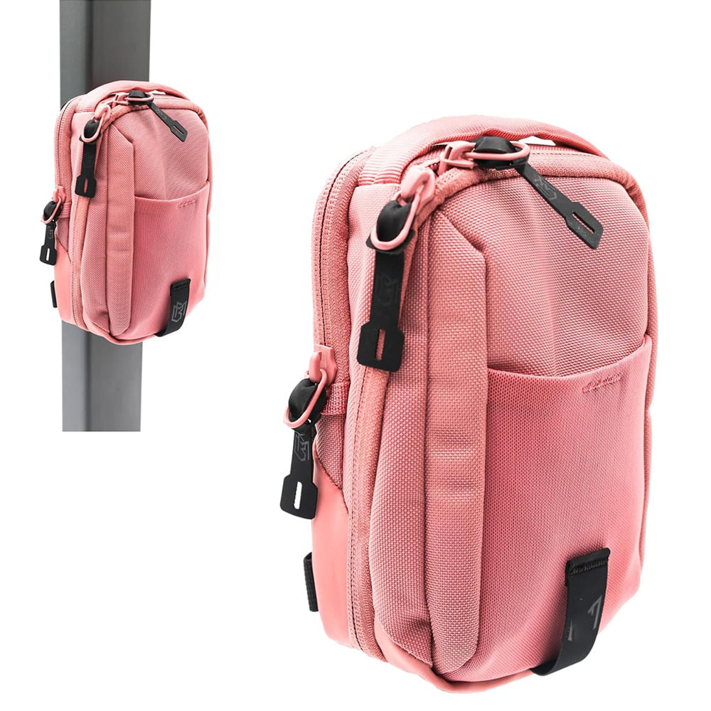 aldorian™-Magnetic Gym Bag for Gym, Travel, Work, and Sports | Keep Your Items Off the Dirty Gym Floor with Magnetic Attachment