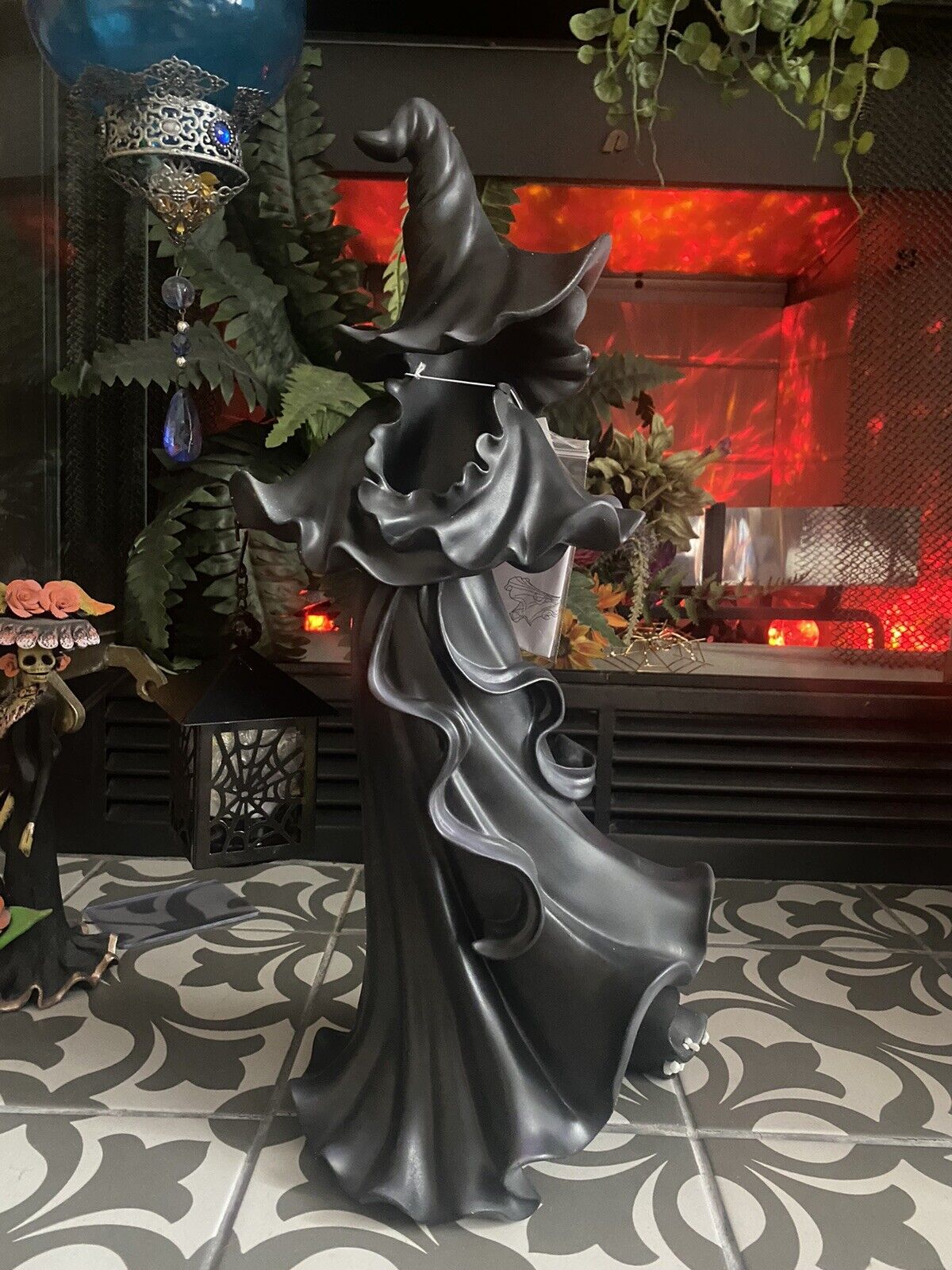 aldorian™-🎃Early Halloween Sale -Black Witch With Lantern