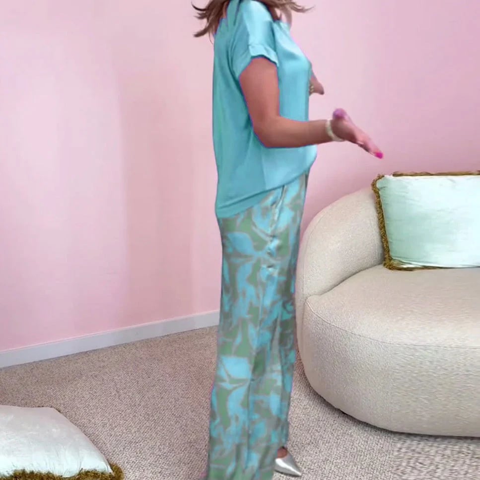 Top & Printed Wide-Leg Pants 2-Piece Set