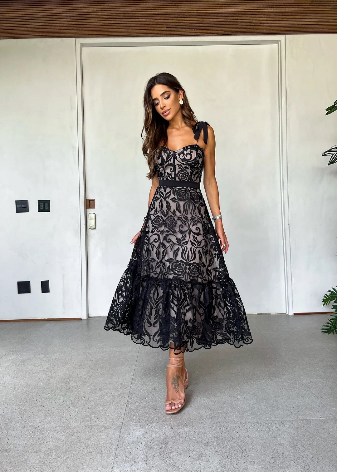 aldorian™-Hera Black Printed Sleeveless Midi Dress