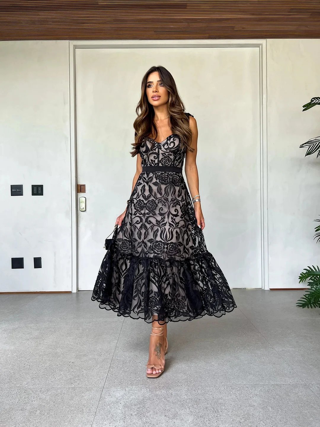 aldorian™-Hera Black Printed Sleeveless Midi Dress