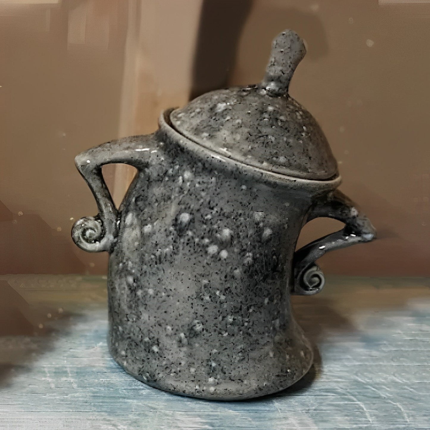 aldorian™-Canister With Attitude