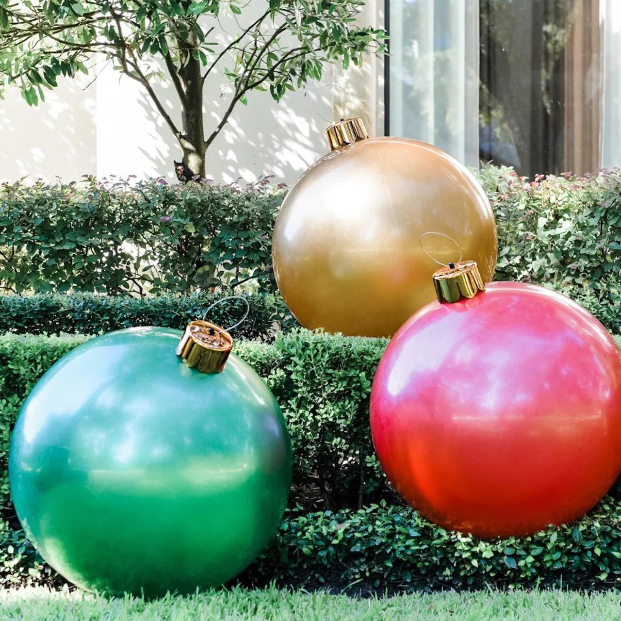aldorianā¢-šOversized Inflatable Christmas Ball Decorationš | šBuy 3 Free Shippingš„