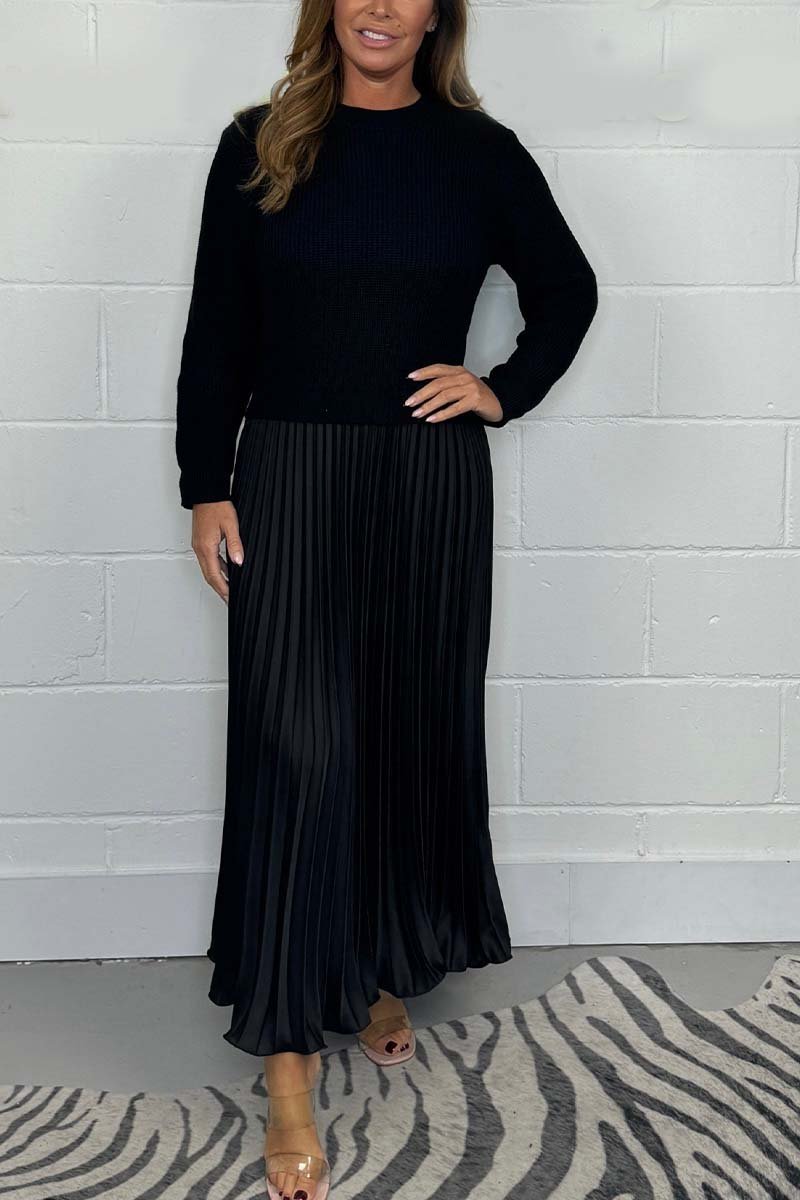 aldorian™-🔥Women’s Stylish and Elegant Round-neck Pleated Dress