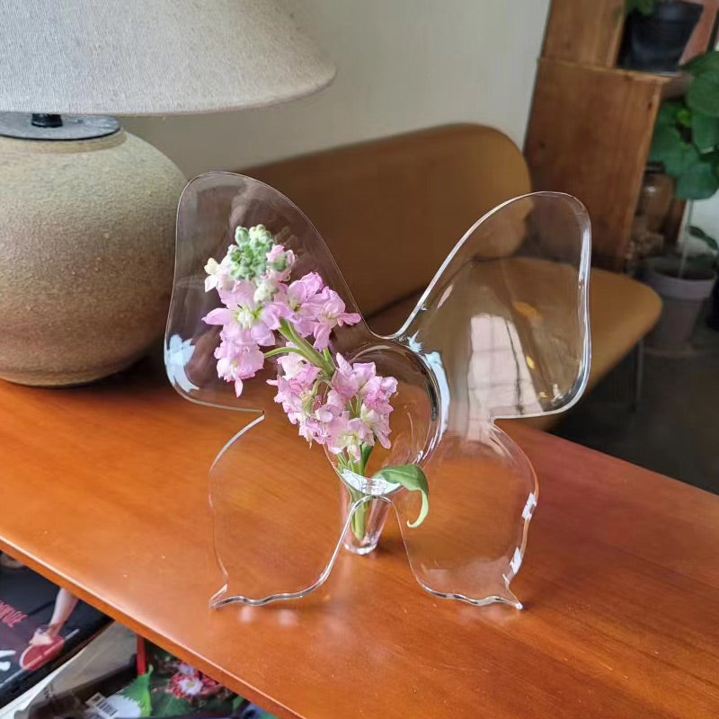 🔥🦋Transparent Butterfly-Inspired Decorative Vase