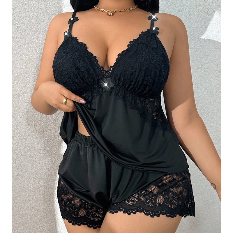 🥳2026 HOT SALE🥳💞50K+ SOLD!👗🌸 50% OFF! Lace Trim Camisole & Shorts Pajama Set – Soft satin-like fabric, adjustable straps & V-neck.