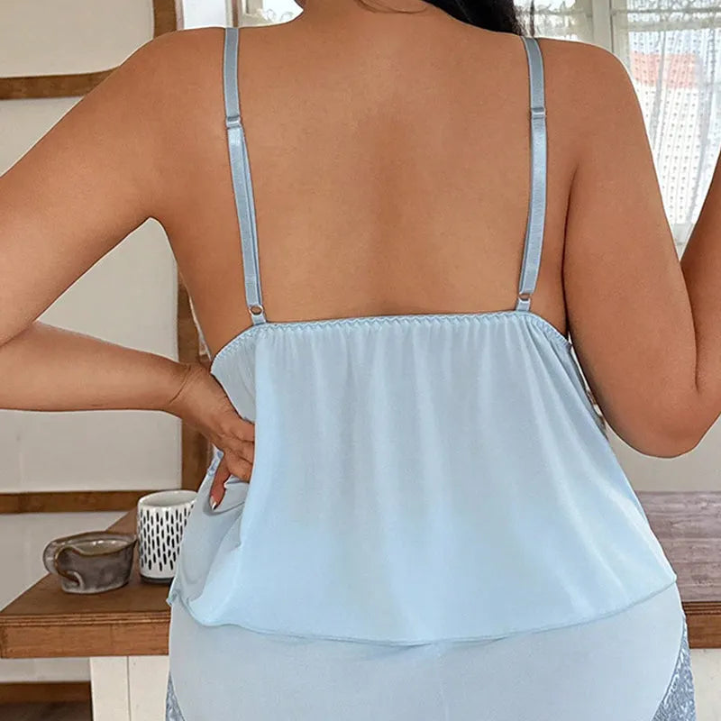 🥳2026 HOT SALE🥳💞50K+ SOLD!👗🌸 50% OFF! Lace Trim Camisole & Shorts Pajama Set – Soft satin-like fabric, adjustable straps & V-neck.
