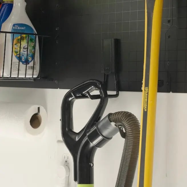 💥Heavy-Duty Magnetic Hook | For Garage, Workshop, Van & Shed Organization🏅