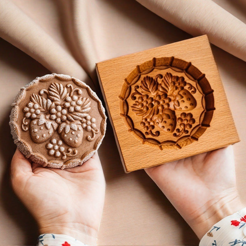 ⏳This week's best-selling item: Wooden cookie cutters