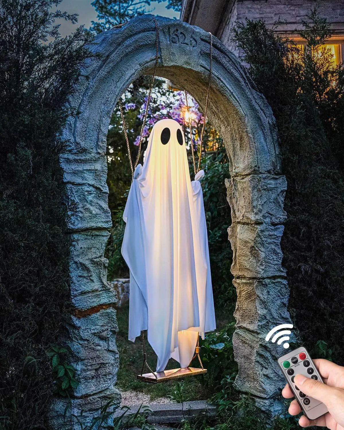 👻 Hanging Ghost Swing Decoration with String Lights🎃