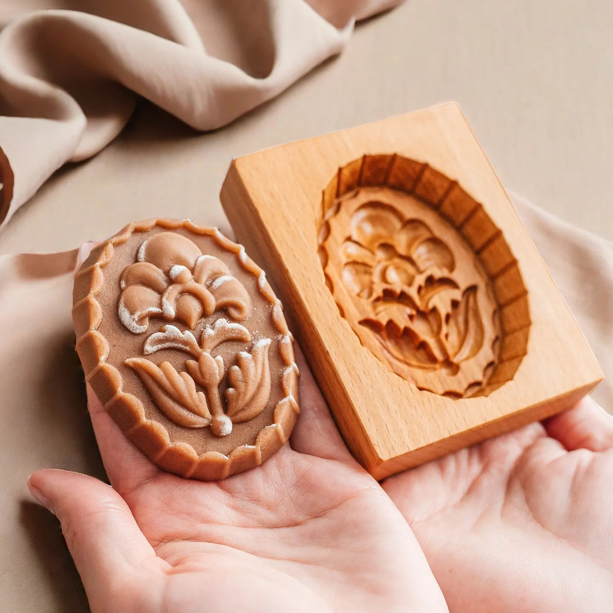 ⏳This week's best-selling item: Wooden cookie cutters