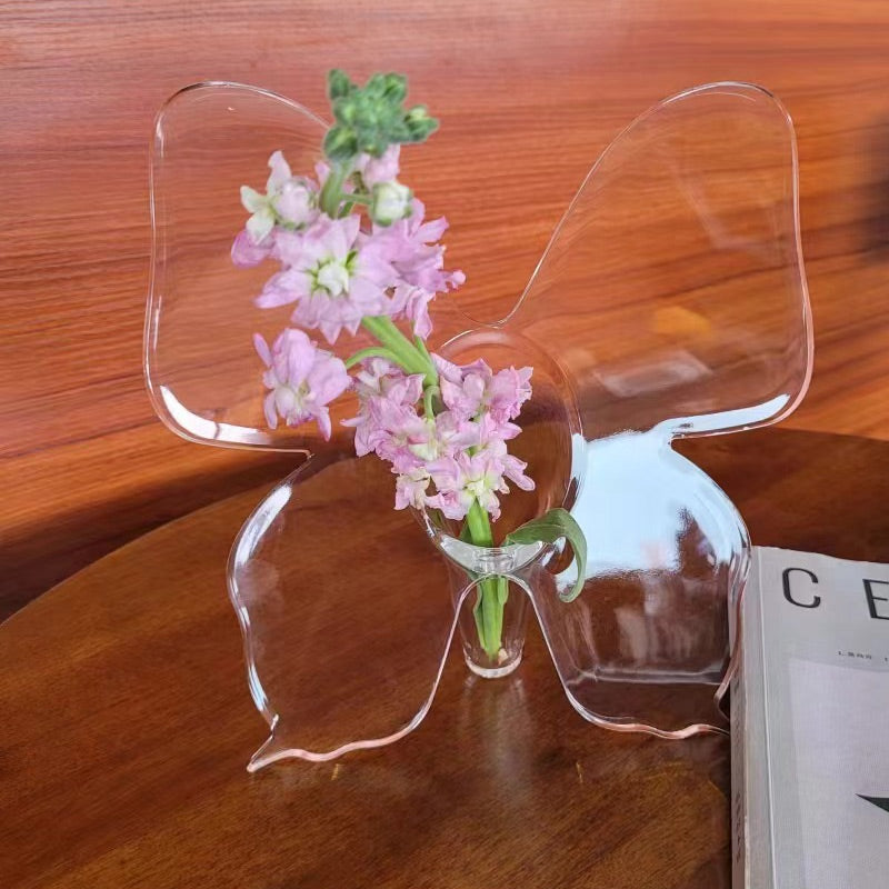 🔥🦋Transparent Butterfly-Inspired Decorative Vase